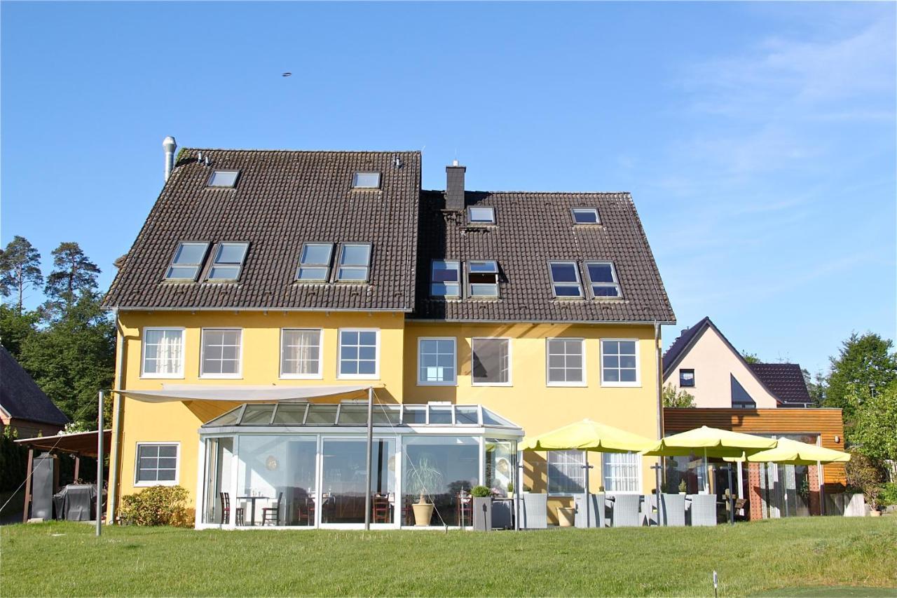 Hotel Am Mueritz-Nationalpark Waren  Buitenkant foto